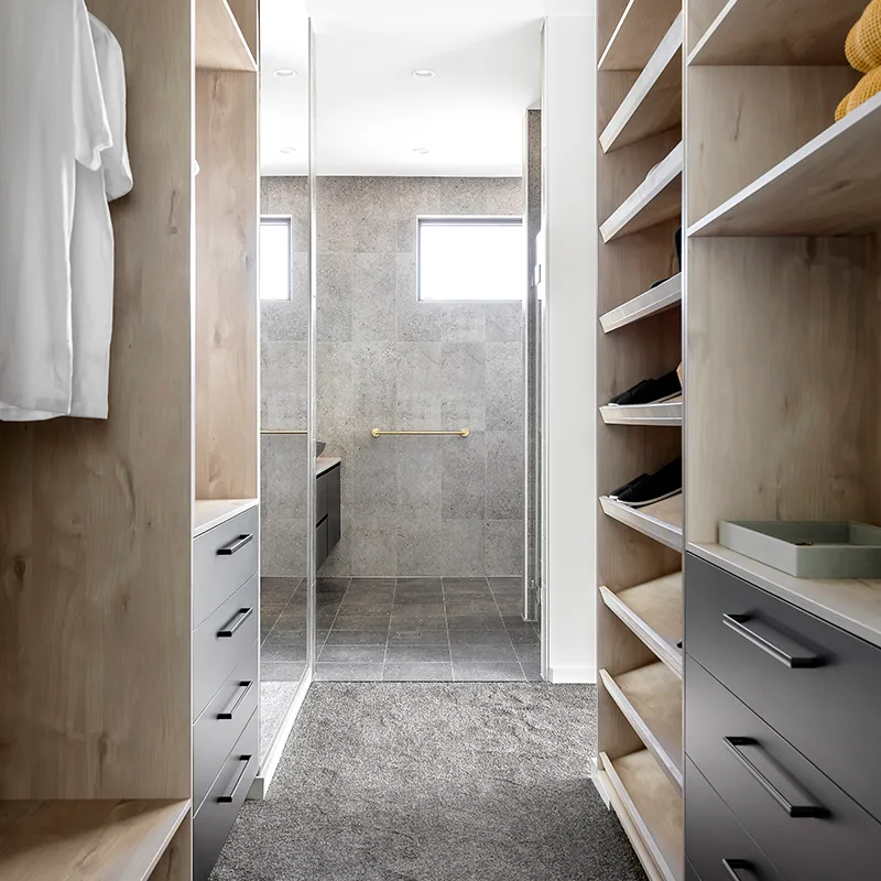 Walk-in Robe vs Built-in Wardrobe: What Perth Homeowners Should Know